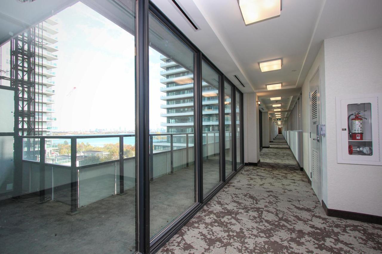 Condo In Parklawn & Lake Shore With Free Parking Close To Airport โตรอนโต ภายนอก รูปภาพ